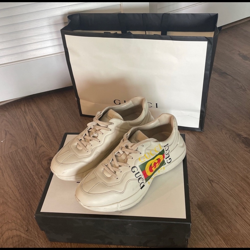 Size 12 Gucci shoes
